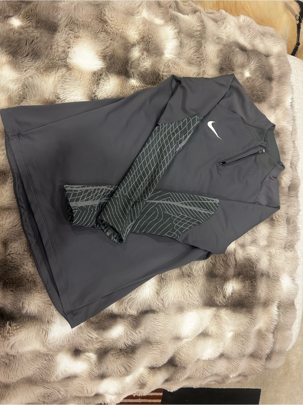 Nike Women's Gray Quarter-Zip Pullover with Patterned Sleeve Panels